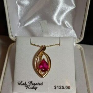 Gold Ruby Swirl Pendant Necklace - 18 inch NWB $125